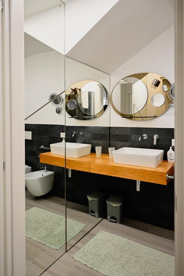 Cozy Studio Downtown Apartment บัสซาโน เดล กรัปปา ภายนอก รูปภาพ