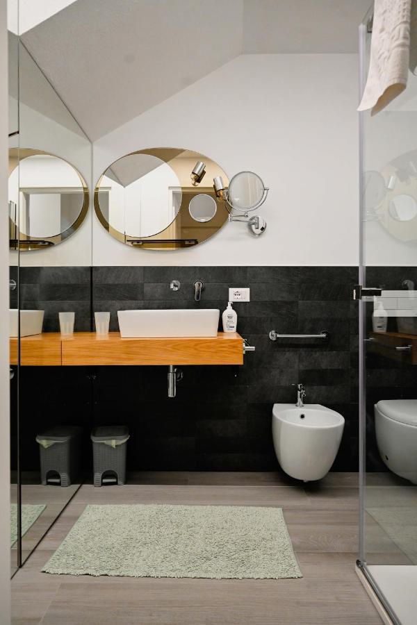 Cozy Studio Downtown Apartment บัสซาโน เดล กรัปปา ภายนอก รูปภาพ