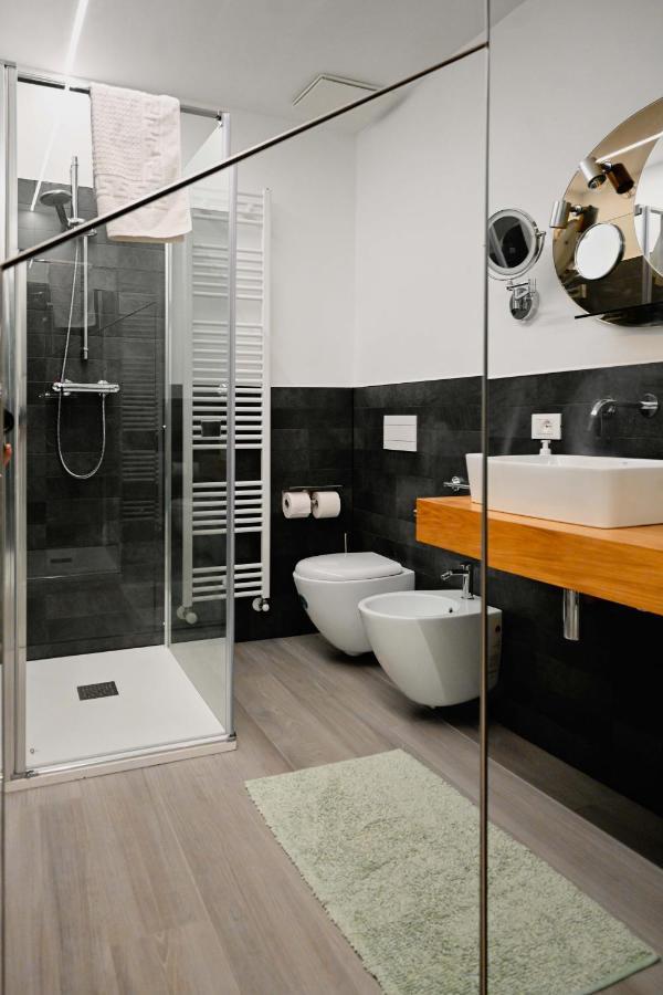 Cozy Studio Downtown Apartment บัสซาโน เดล กรัปปา ภายนอก รูปภาพ